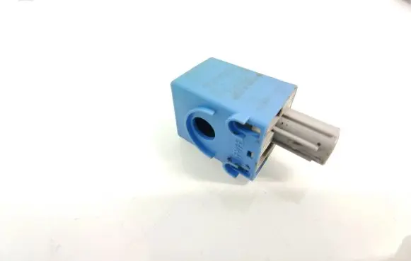 Toyota RAV 4 (XA40) Airbag deployment crash/impact sensor 8974730040 0689004580