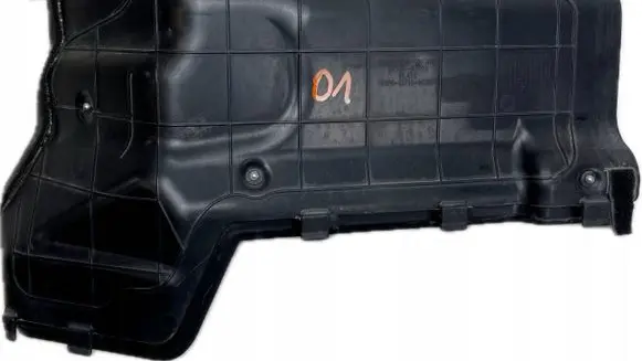 Hyundai Genesis Engine splash shield/under tray 84195B1000
