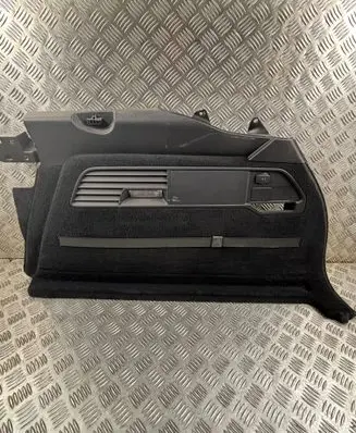 Volkswagen Touareg II Trunk/boot side trim panel 7P6863820B