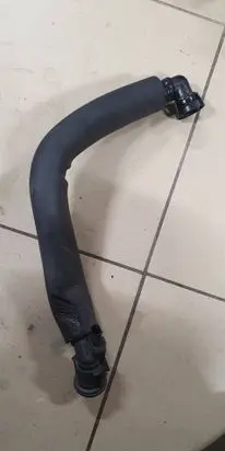 Breather/breather pipe/hose