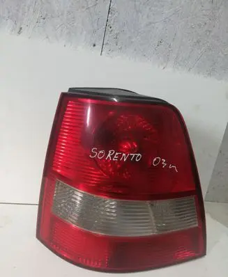 KIA Sorento Rear/tail lights