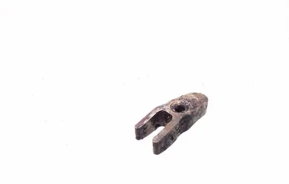Mercedes-Benz E W211 Fuel Injector clamp holder 