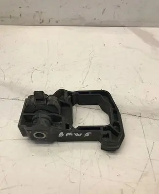 BMW 5 F10 F11 Radiator support slam panel bracket 7575243