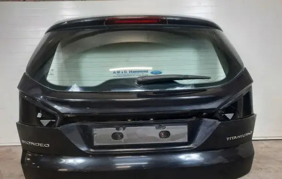 Ford Mondeo MK IV Tailgate/trunk/boot lid