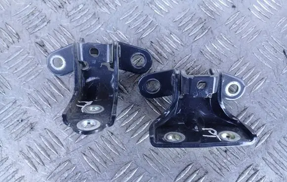 Hyundai Bayon Rear door hinge set 