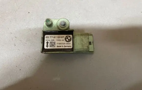 BMW X3 E83 Airbag deployment crash/impact sensor 9118167