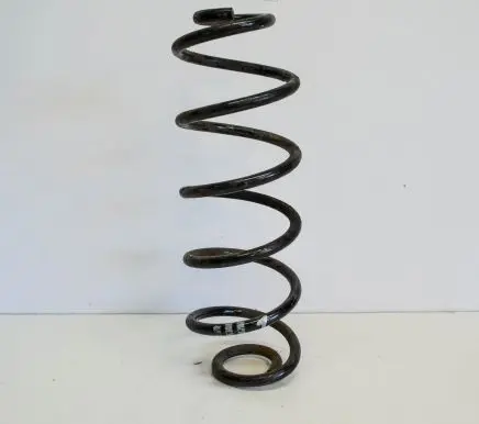 Volkswagen Golf I Rear coil spring