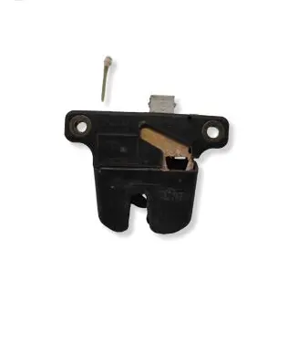 Audi A6 S6 C5 4B Tailgate/trunk/boot lock/catch/latch 4B5827505B
