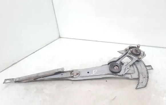 Honda Civic Front door manual window regulator