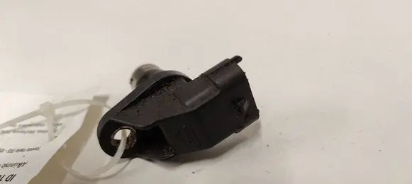 Toyota Yaris Crankshaft position sensor S0100095 2D10 0281002406