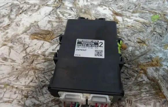Toyota Verso Engine control unit/module 89690-0F020