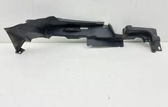 Audi A5 Fender end trim 8W6821170C