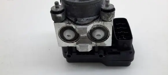 Toyota Land Cruiser (J120) ABS Pump 4451060060