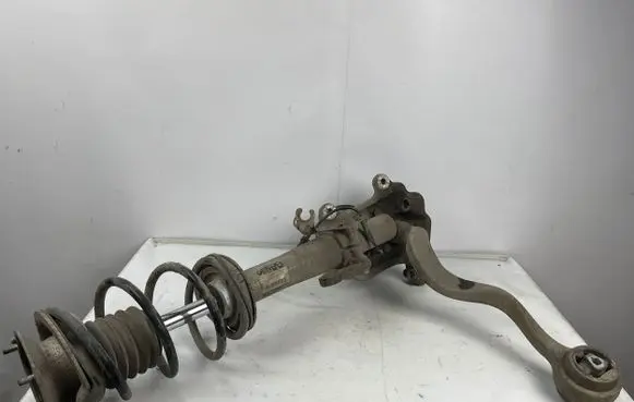 BMW 5 E60 E61 Front shock absorber with coil spring 6768796 E61V002B 824004001100