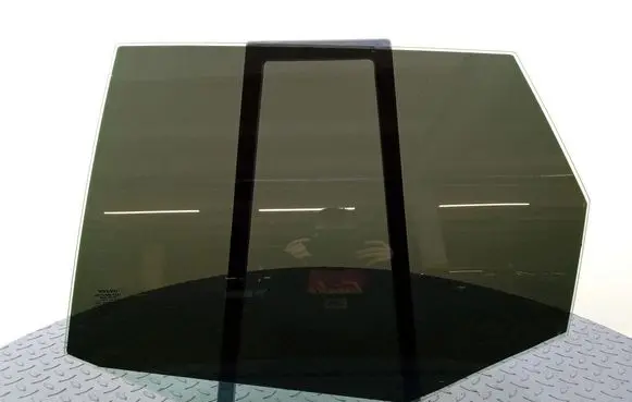 Volvo S90, V90 Rear door window glass 