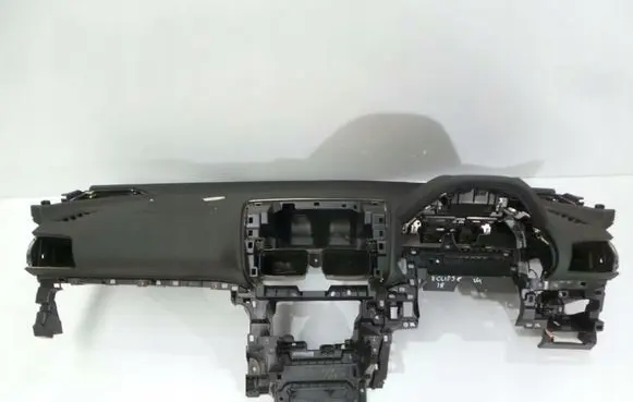 Mitsubishi Eclipse Cross Dashboard