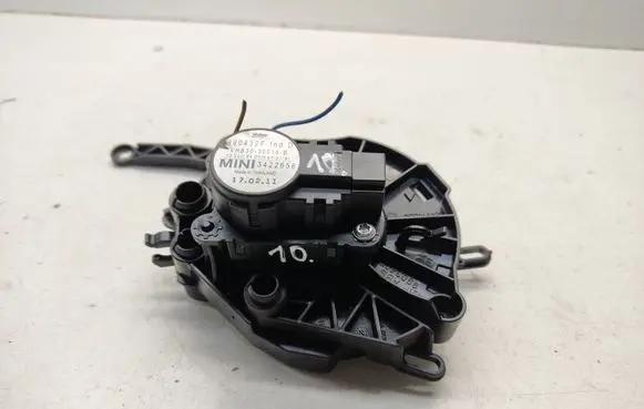 Mini Cooper Countryman R60 Air flap motor/actuator 990432F 3422658