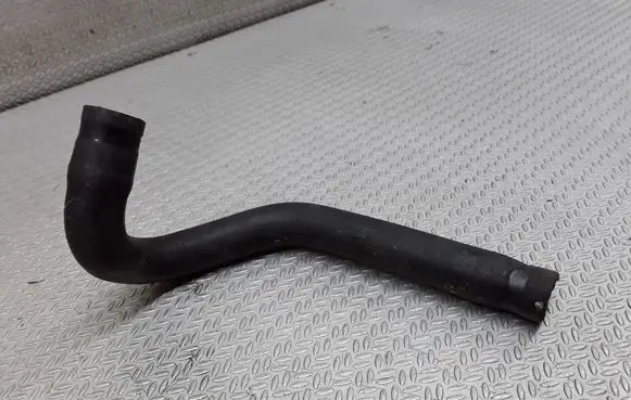 Audi A8 S8 D2 4D Engine coolant pipe/hose
