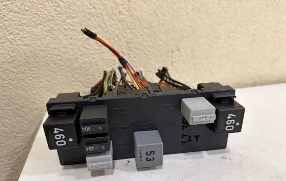 Volkswagen Touran II Comfort/convenience module 3C8937049E
