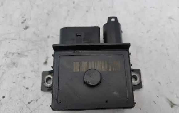 BMW 7 F01 F02 F03 F04 Glow plug pre-heat relay E2110022352 859172401