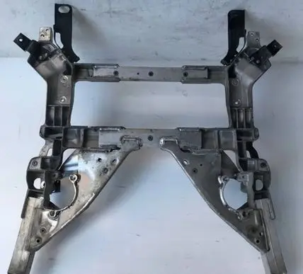 Alfa Romeo Stelvio Engine mount bracket