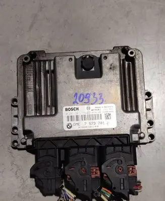BMW 3 E46 Engine control unit/module 7573701 0261201775