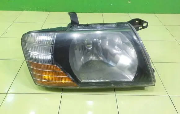 Volvo C30 Headlight/headlamp PRZOD