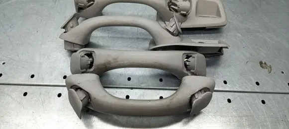 Volvo V70 Front interior roof grab handle