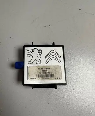 Peugeot 508 Aerial antenna amplifier 9666359980 411578366 98096A