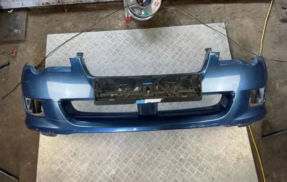 Subaru Legacy Front bumper