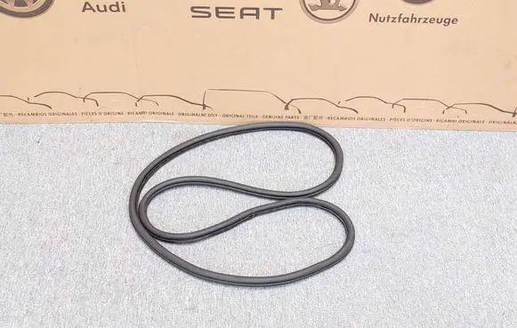Volkswagen Golf VII Front door rubber seal 5G4867911A