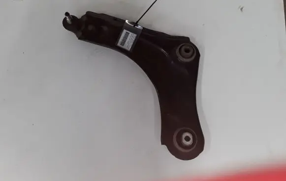 Renault Megane III Front lower control arm/wishbone