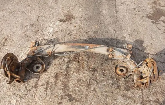 Toyota Previa (XR30, XR40) II Rear subframe 