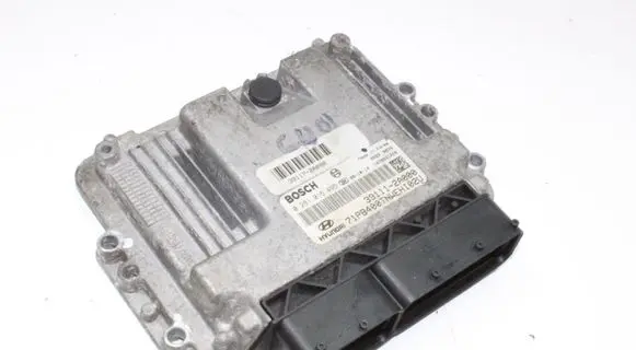 Hyundai i20 (PB PBT) Engine control unit/module 0281015495 391112A000