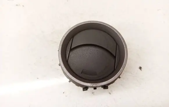 Toyota RAV 4 (XA30) Dash center air vent grill 5566142030
