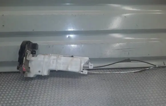 Chrysler Pacifica Rear door lock 