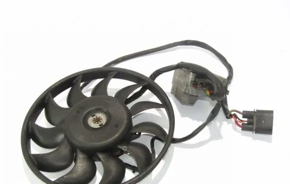 Audi A4 S4 B6 8E 8H Radiator cooling fan shroud