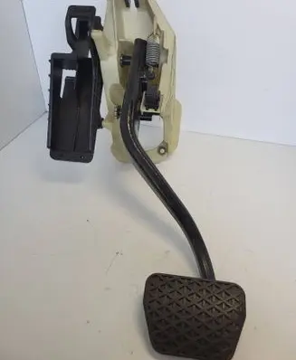 BMW 5 F10 F11 Brake pedal 6775368