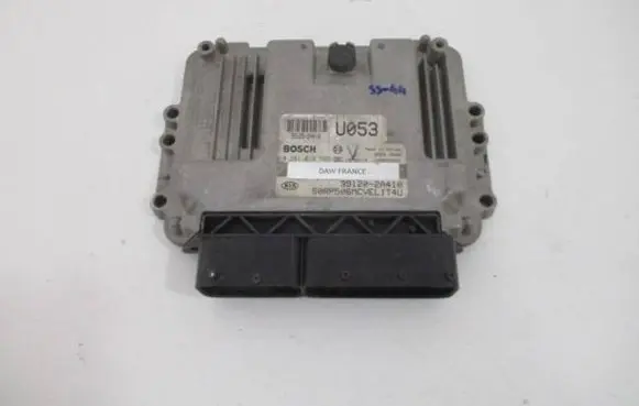 KIA Carens III Engine control unit/module 0281019595 391202A410 391252A410