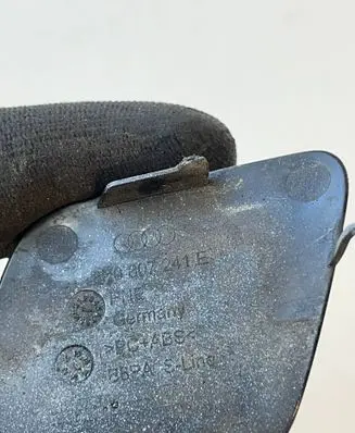 Audi A4 S4 B8 8K Front tow hook cap/cover 8K0807241E