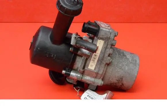 Peugeot 407 Power steering pump 9655792180
