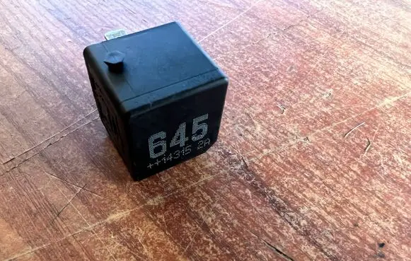 Volkswagen e-Up Other relay 4H0951253A