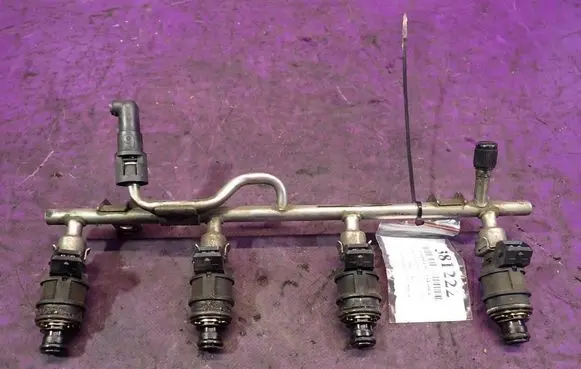 Opel Vectra C Fuel main line pipe 
