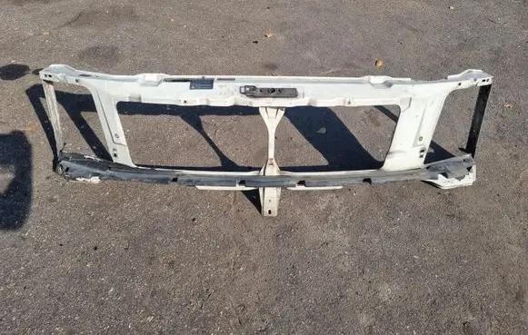 Volkswagen II LT Radiator support slam panel