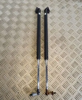 Mitsubishi Grandis Tailgate/trunk strut/damper