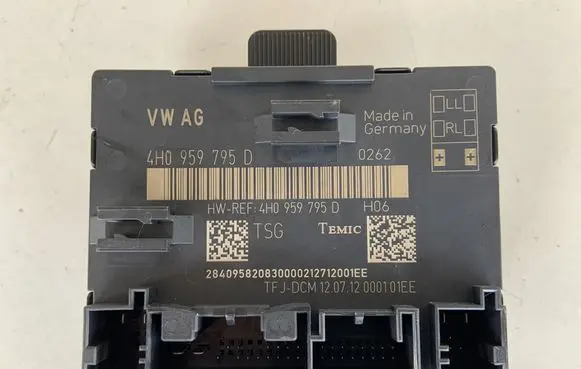 Audi A8 S8 D4 4H Door control unit/module 4H0959795D