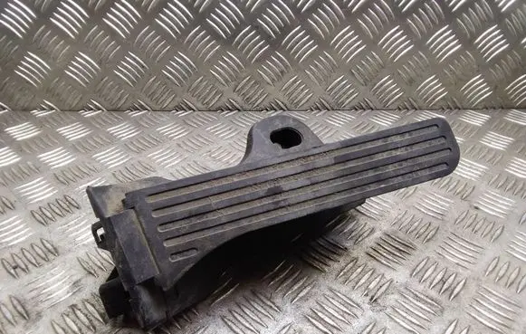 Volkswagen Touran I Accelerator throttle pedal 1T2721503