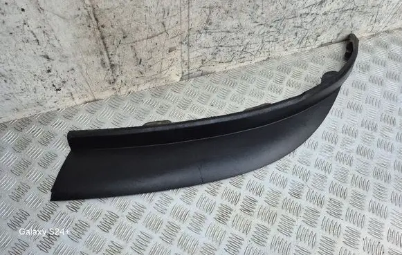Opel Astra J Front bumper lip 13264407
