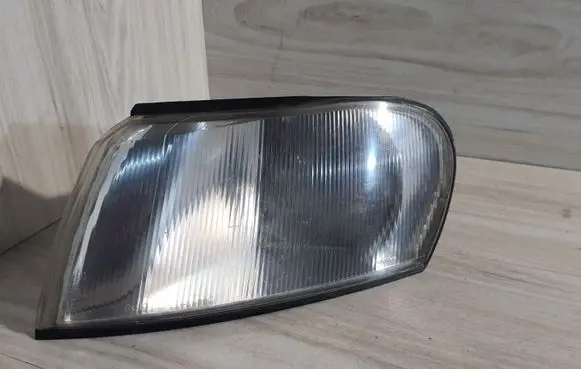 Opel Vectra B Front indicator light 67732020