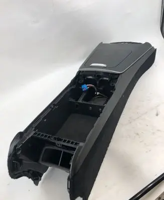 Mercedes-Benz E W214 Center console A214604602